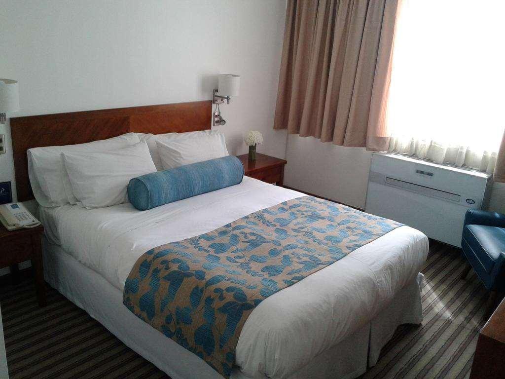 Panamericana Hotel Providencia Сантьяго Номер фото